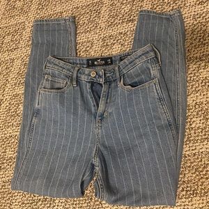 Hollister mom jeans